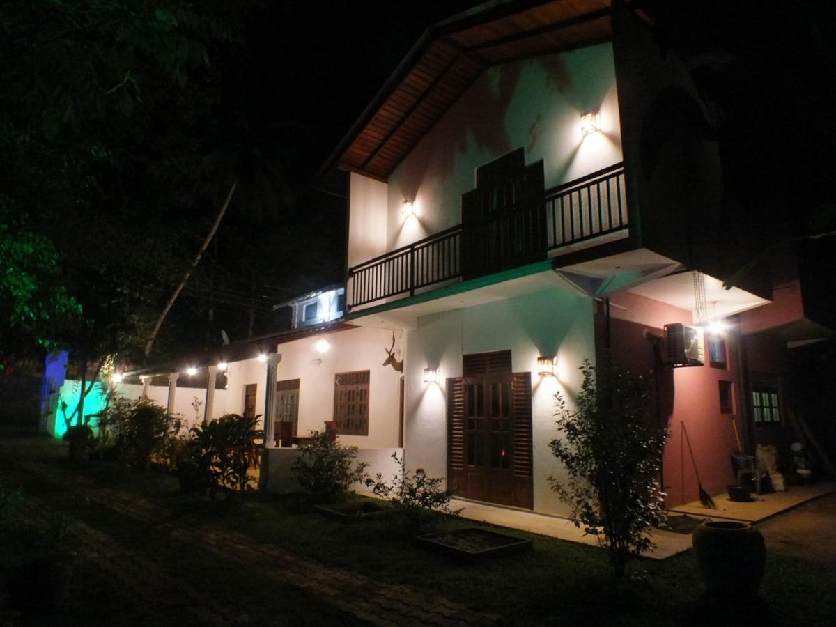 Abraham Beach House Tangalle Eksteriør billede